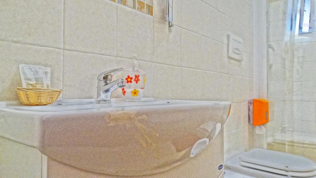 Claudia Suites ローマ エクステリア 写真
