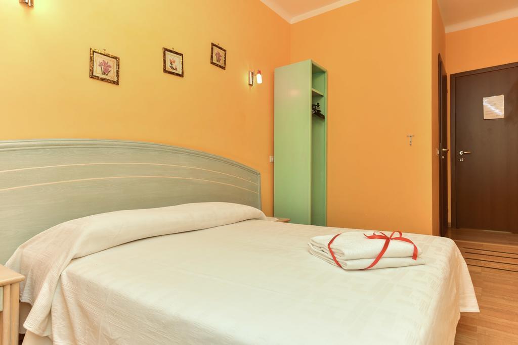 Claudia Suites ローマ エクステリア 写真