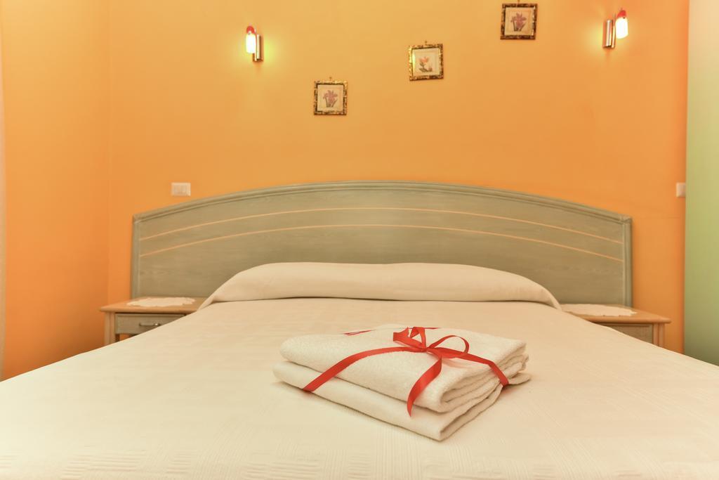 Claudia Suites ローマ エクステリア 写真