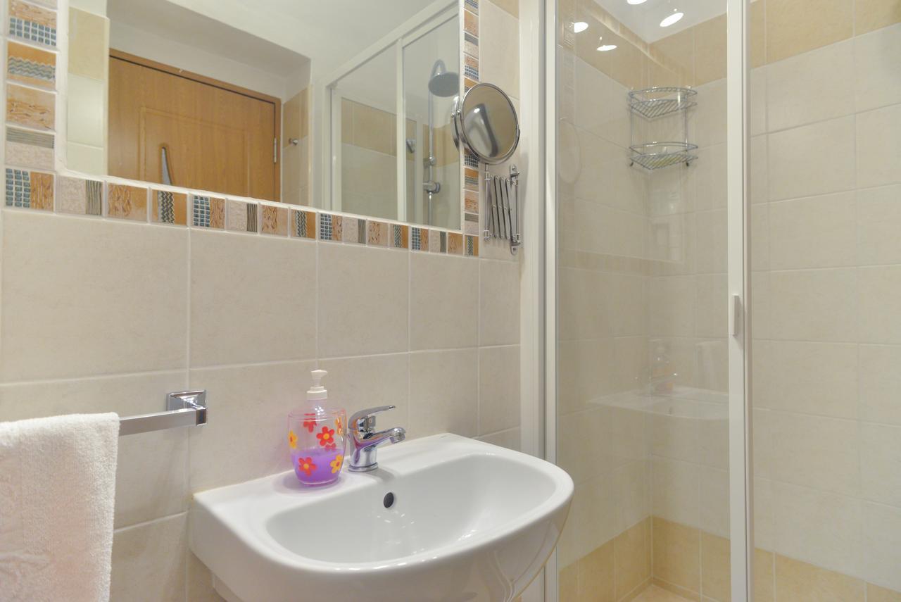 Claudia Suites ローマ エクステリア 写真