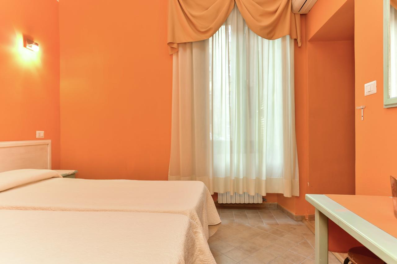 Claudia Suites ローマ エクステリア 写真
